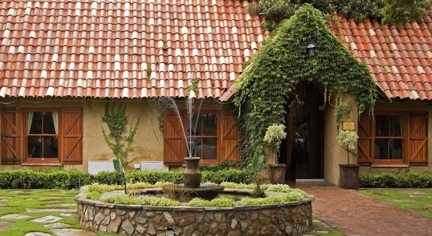 Lombardy Boutique Hotel & Conference Venue Pretoria-Noord Buitenkant foto