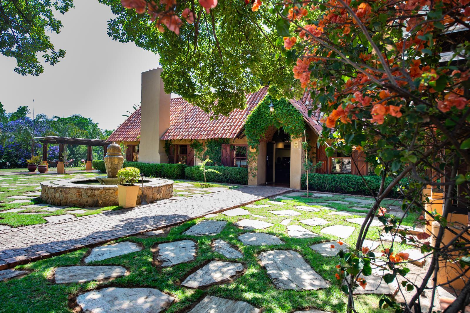 Lombardy Boutique Hotel & Conference Venue Pretoria-Noord Buitenkant foto