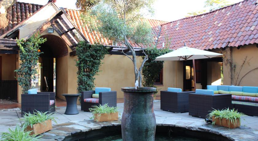 Lombardy Boutique Hotel & Conference Venue Pretoria-Noord Buitenkant foto