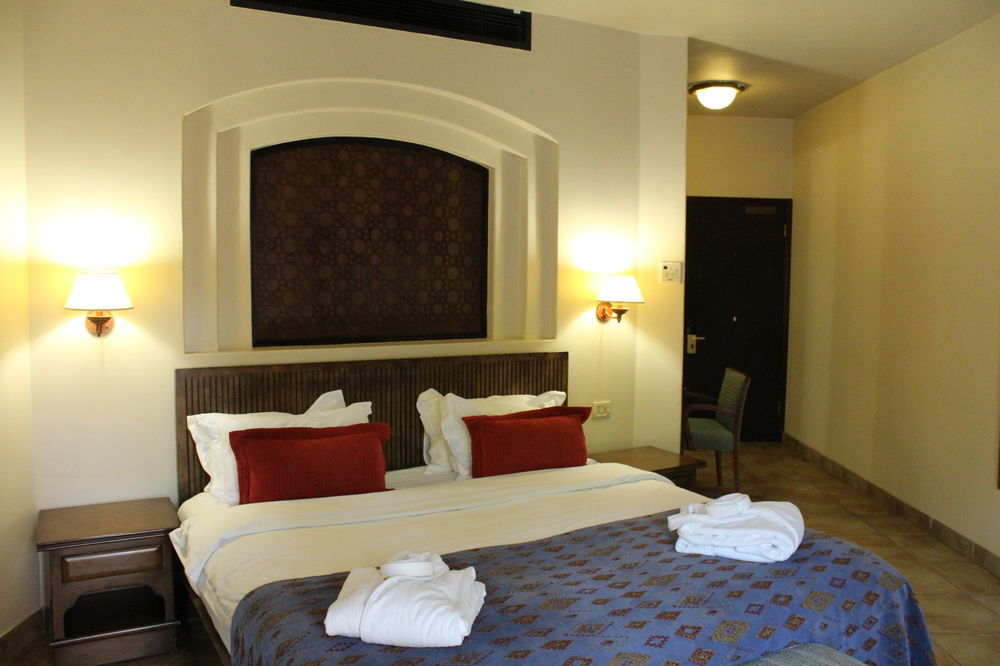 Lombardy Boutique Hotel & Conference Venue Pretoria-Noord Buitenkant foto